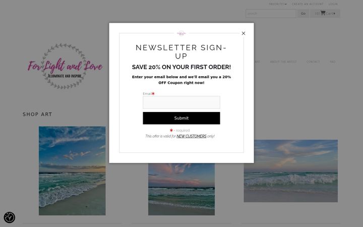 Screenshot of forlightandlove.com