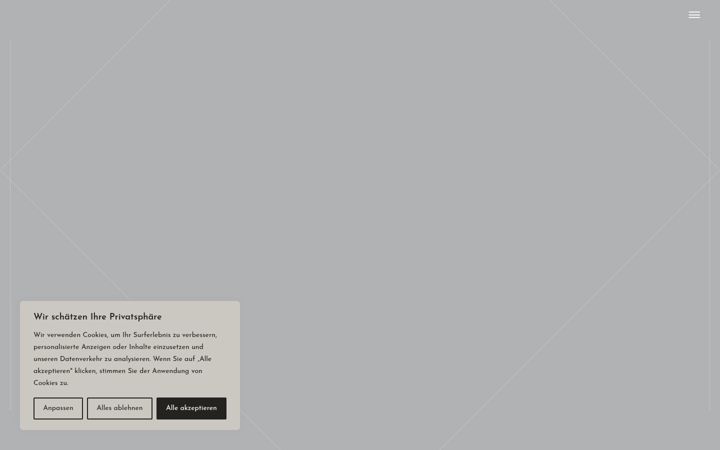 Screenshot of fotografie-carolin-riepl.de