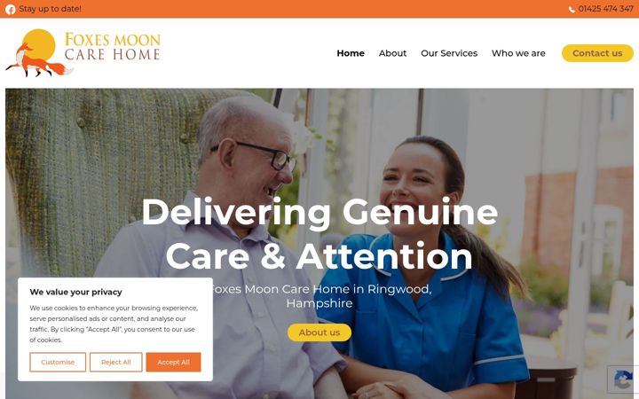 Screenshot of foxesmoon.co.uk