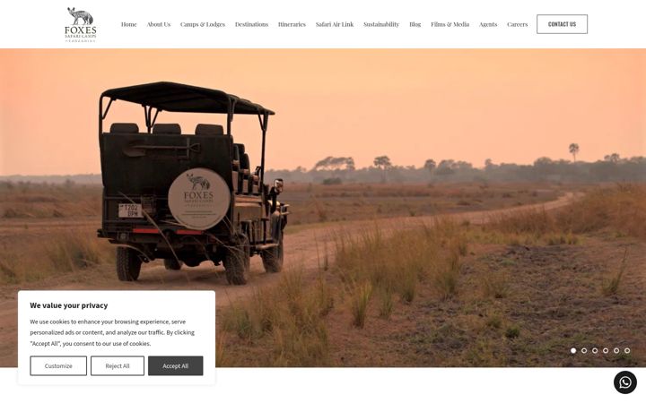 Screenshot of foxessafaricamps.com