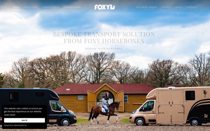 Screenshot of foxyhorseboxes.co.uk