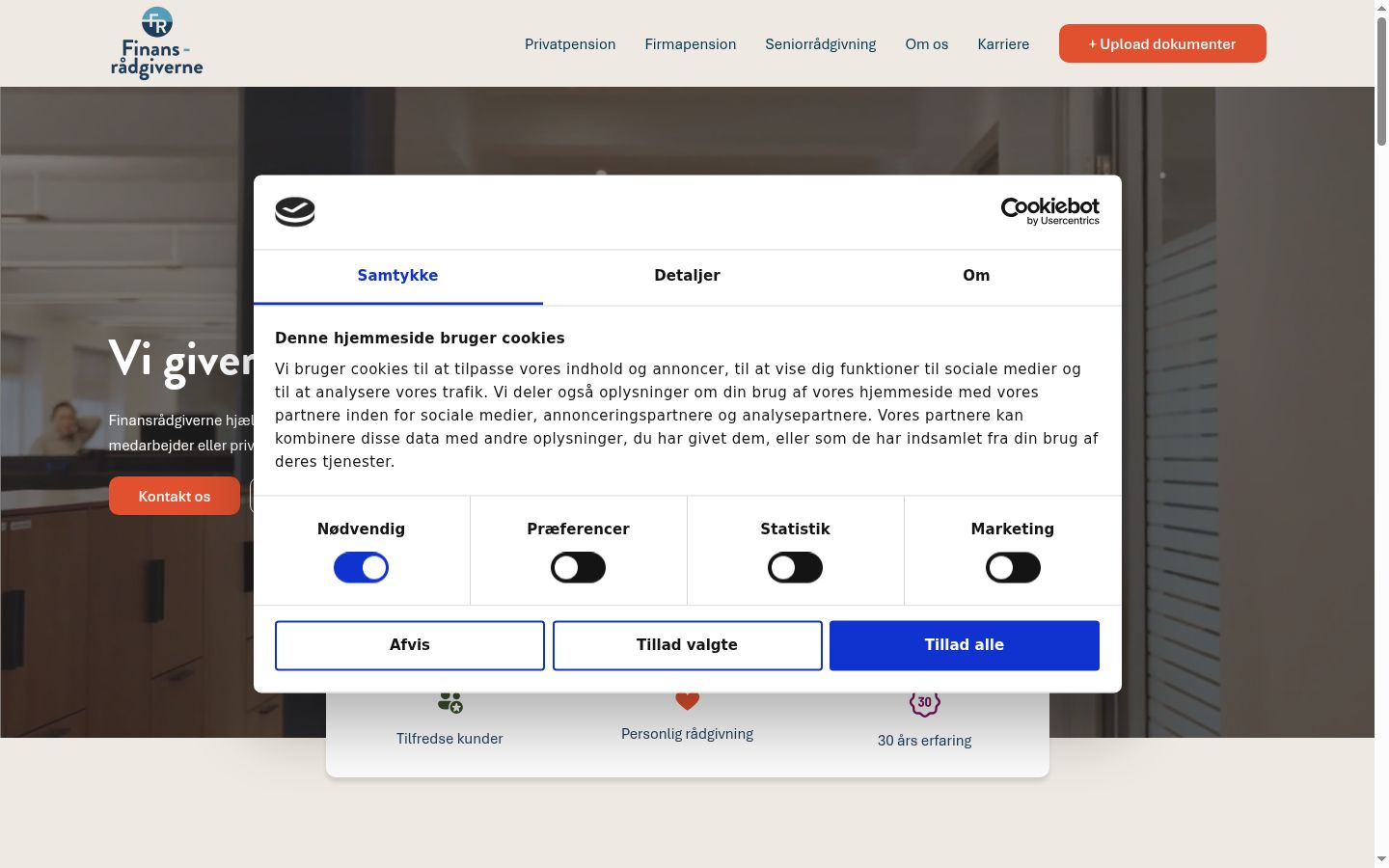 Screenshot of the consent banner shown before any interaction