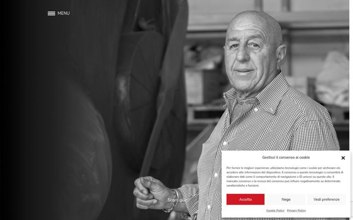 Skjámynd af francocarloni.net