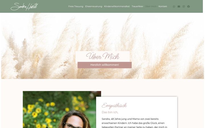 Screenshot of freierednerin-sandrahartl.de