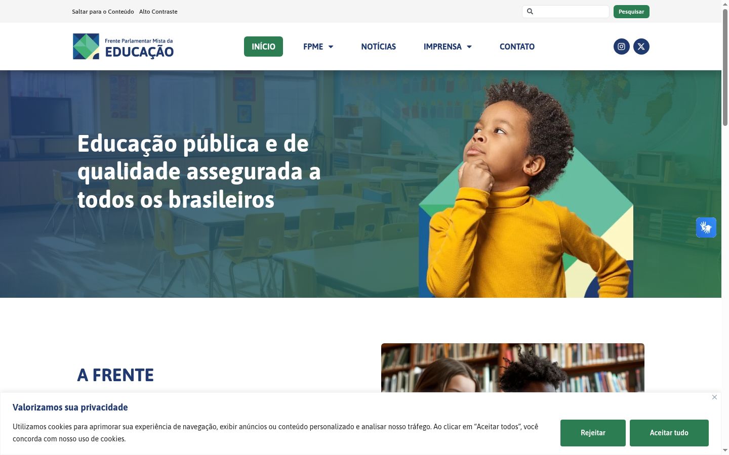 Captura de ecrã do banner de consentimento apresentado antes de qualquer interação