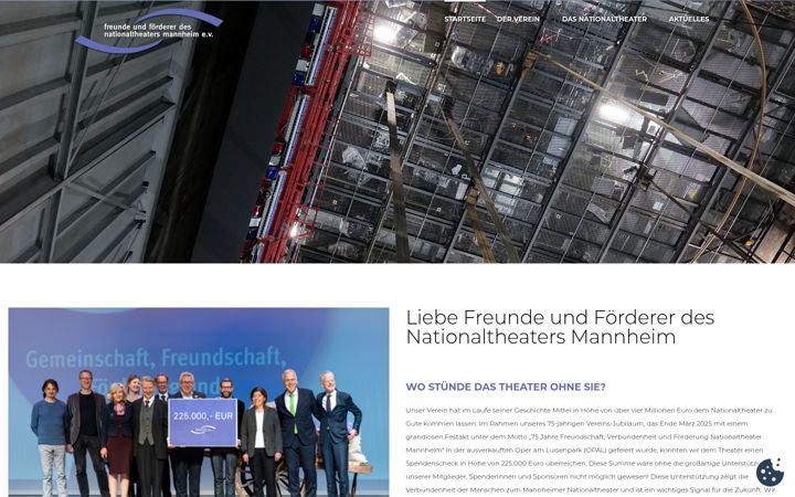 Screenshot of freunde-nationaltheater.de
