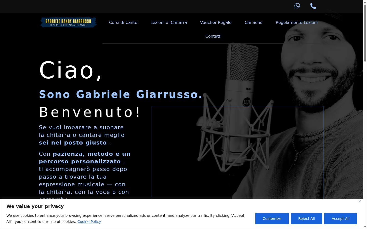 Screenshot of the consent banner shown before any interaction