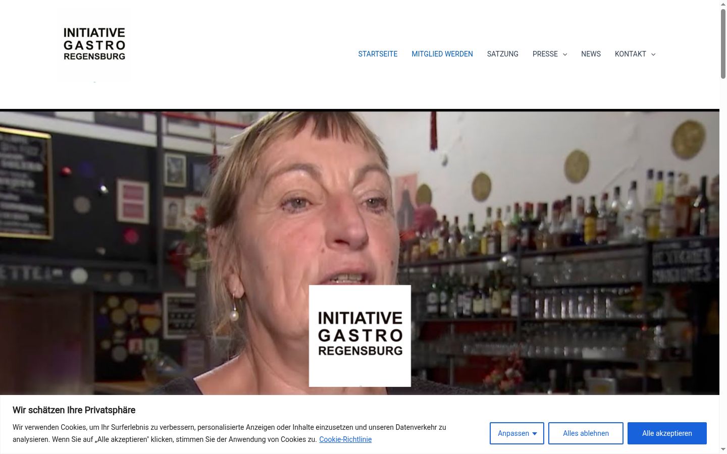 Captura de ecrã do banner de consentimento apresentado antes de qualquer interação