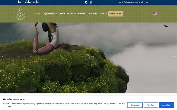 Screenshot of gayatrimantraclub.com