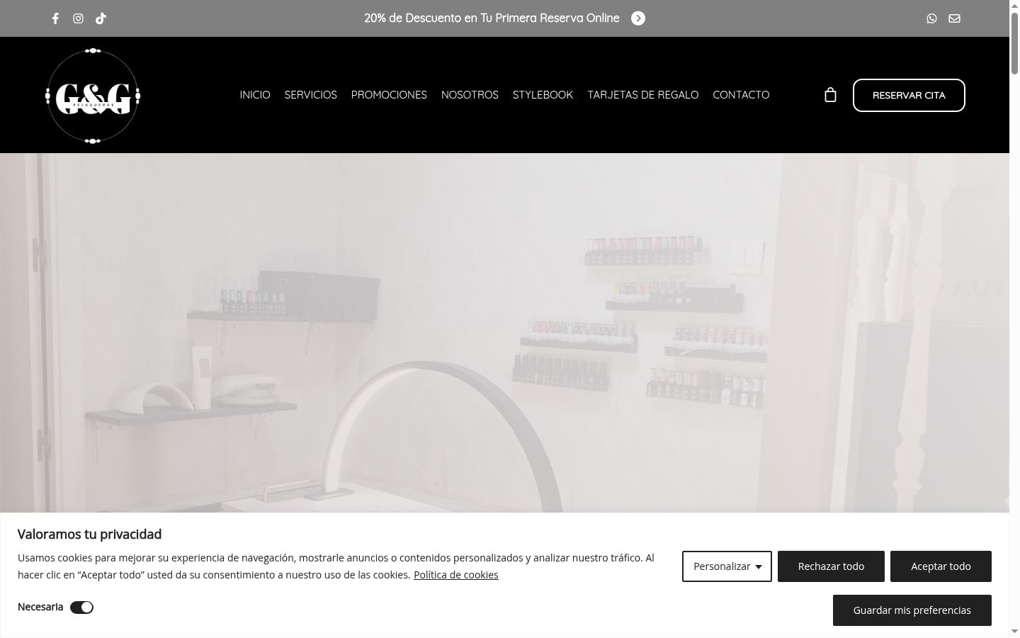 Captura de ecrã do banner de consentimento apresentado antes de qualquer interação
