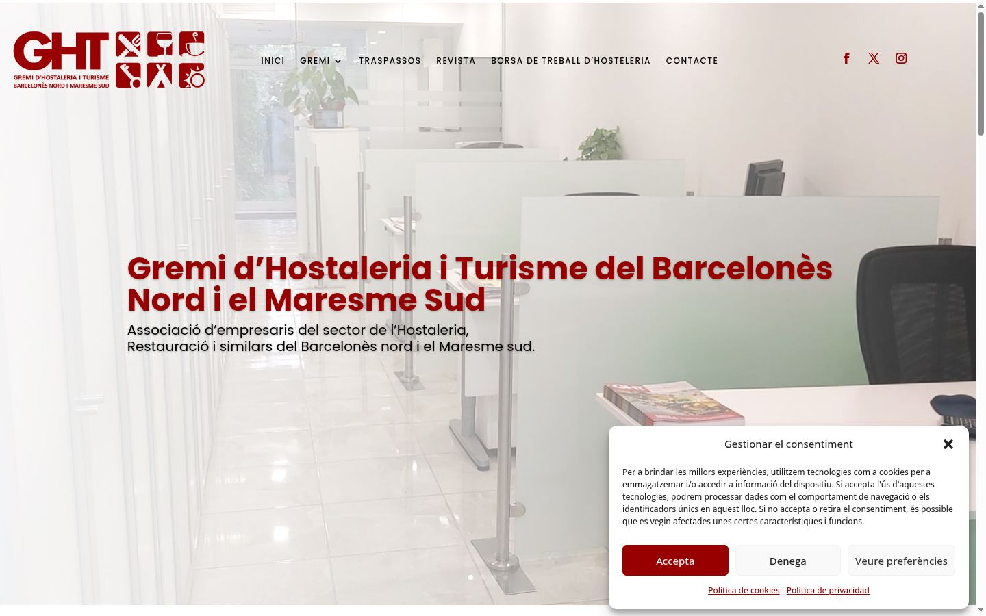 Captura de pantalla del banner de consentimiento mostrado antes de cualquier interacción