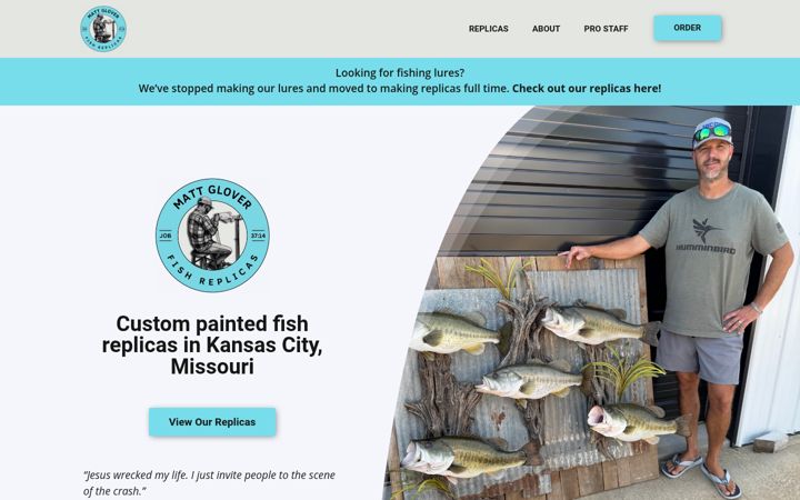 Screenshot of gloverreplicas.com