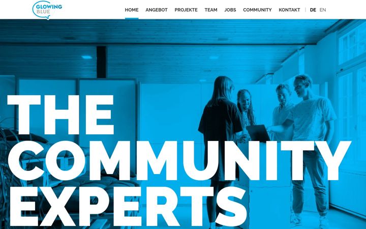 Screenshot of glowingblue.com