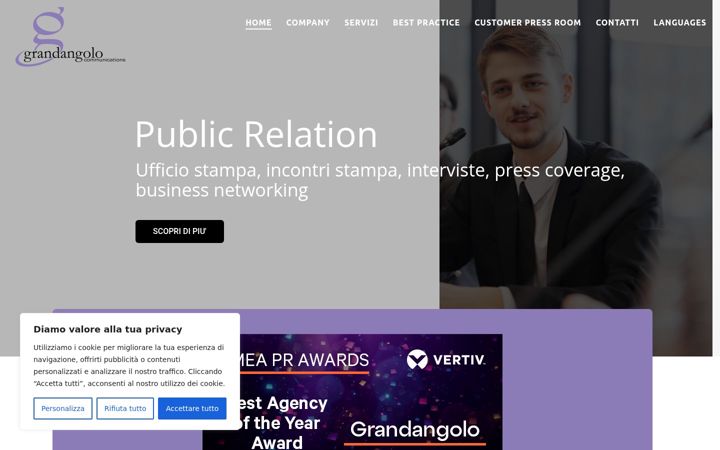 Screenshot of grandangolo.it