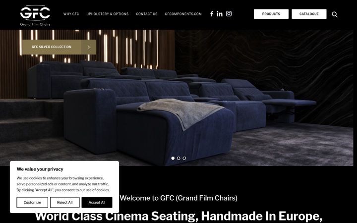 Screenshot of grandfilmchairs.com