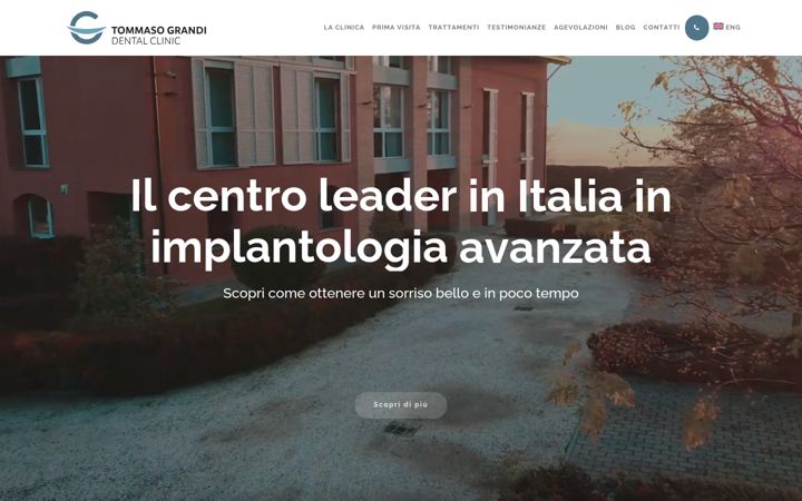 Screenshot of grandiclinic.com