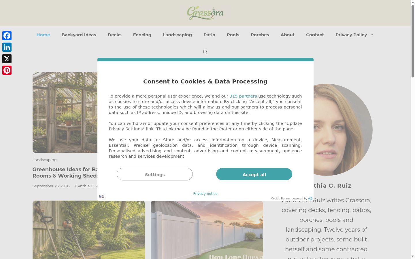 Screenshot of the consent banner shown before any interaction
