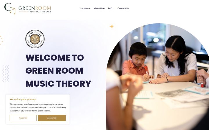 Screenshot of greenroomtheory.com