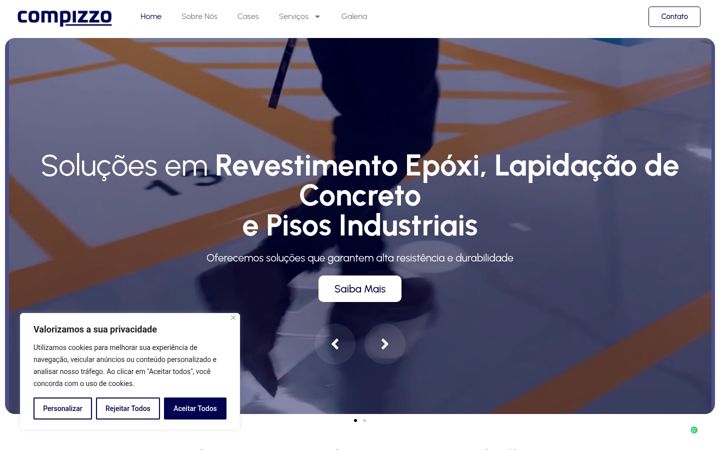 Screenshot of grupocompizzo.com.br
