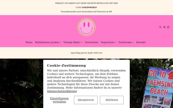Screenshot of gurlscrime.com