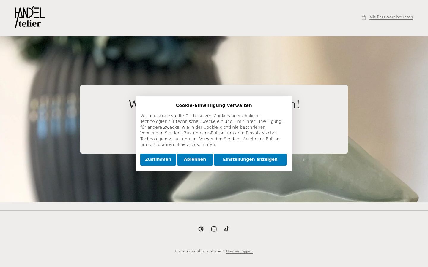 Screenshot of the consent banner shown before any interaction