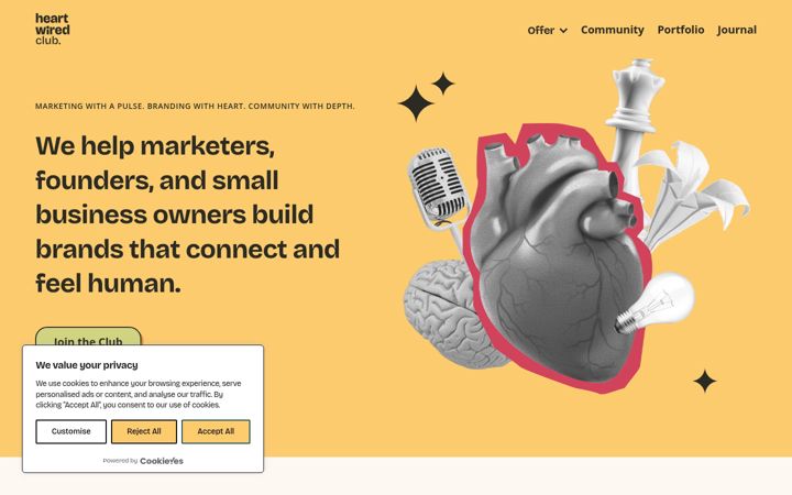 Screenshot of heartwiredclub.com