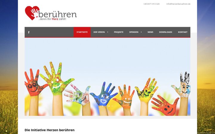 Screenshot of herzenberuehren.de