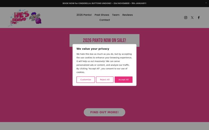 Screenshot of hesbehindyou.com