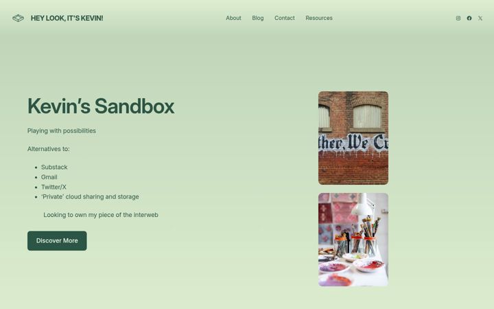 Screenshot of heylookitskevin.com