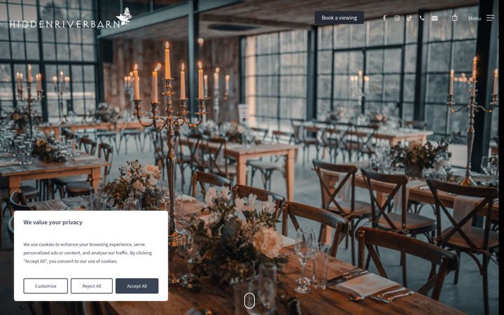 Screenshot of hiddenriverbarn.co.uk