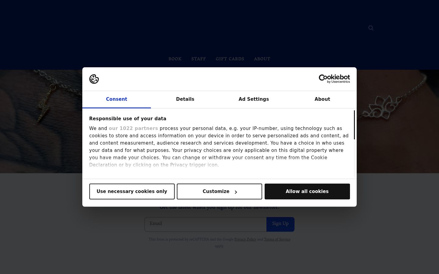 Captură de ecran a bannerului de consimțământ afișat înainte de orice interacțiune