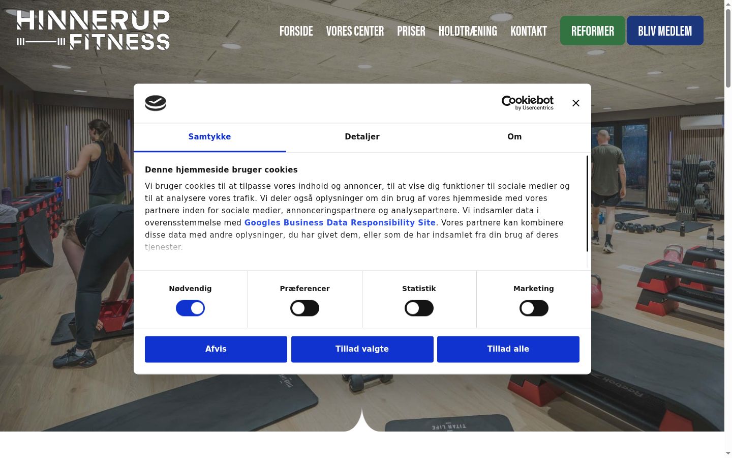 Screenshot of the consent banner shown before any interaction