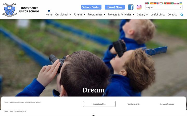 Screenshot of holyfamilyjuniorschool.com