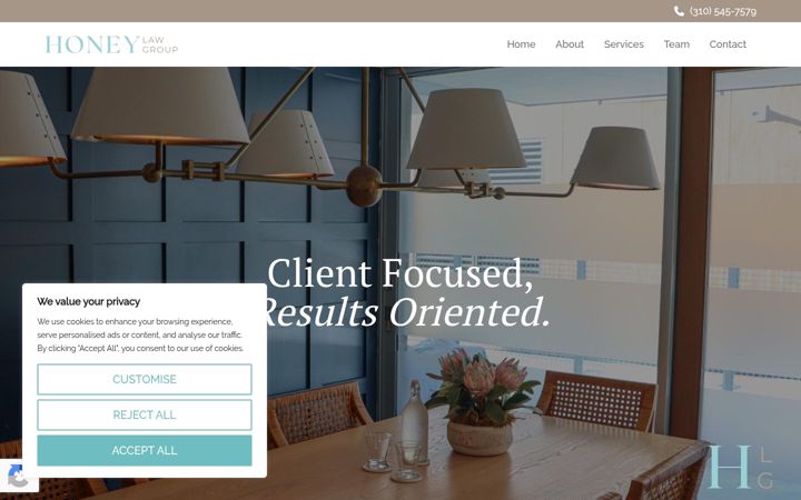 Screenshot of honeylawgroup.com