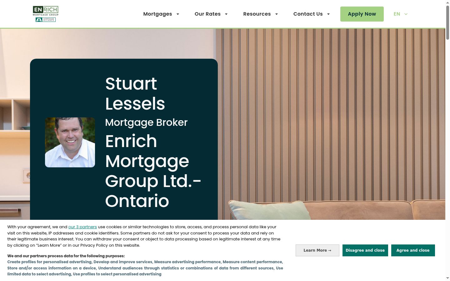 Screenshot of the consent banner shown before any interaction