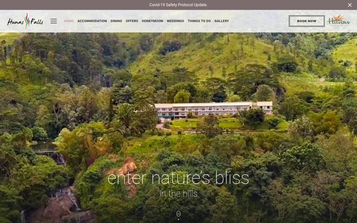 Screenshot of hunasfallshotels.com