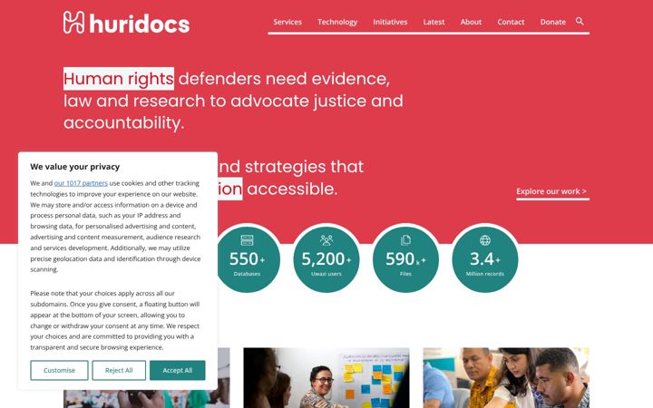 Screenshot of huridocs.org