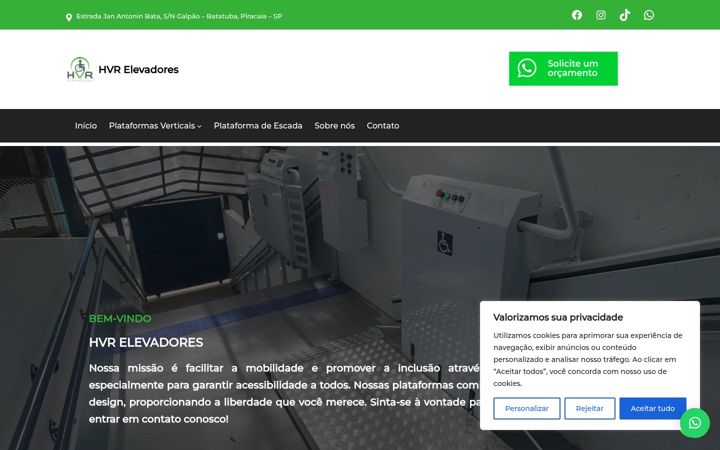 Screenshot of hvrelevadores.com.br