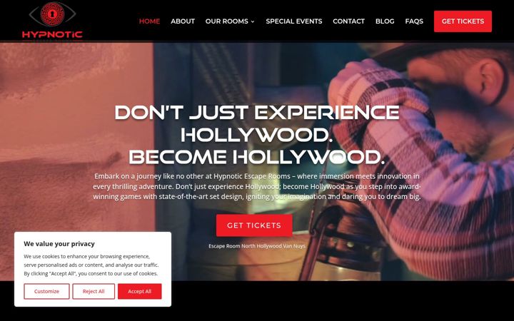 Screenshot of hypnoticescaperooms.com