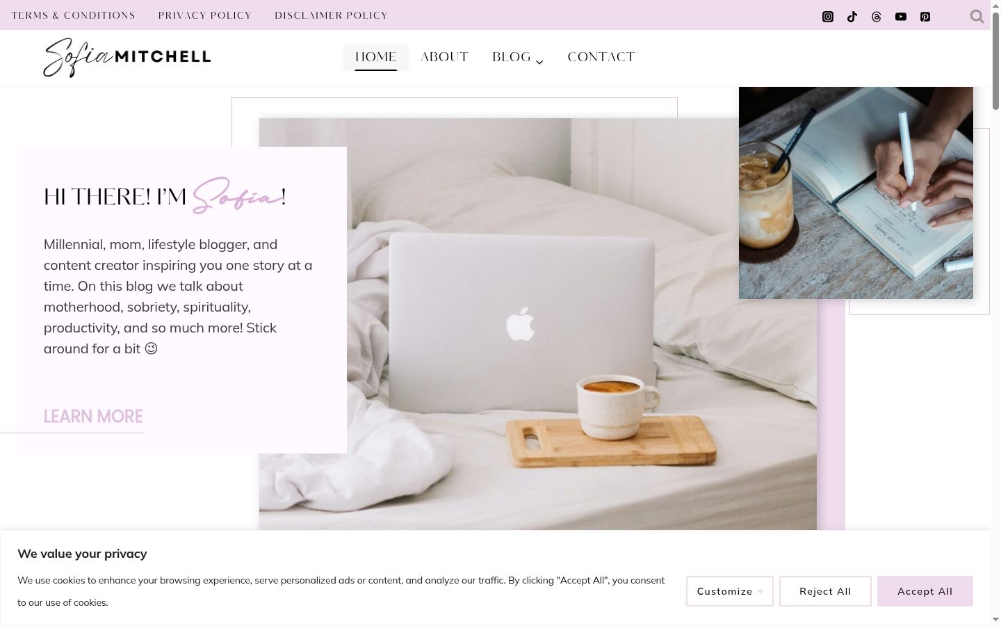 Screenshot of the consent banner shown before any interaction