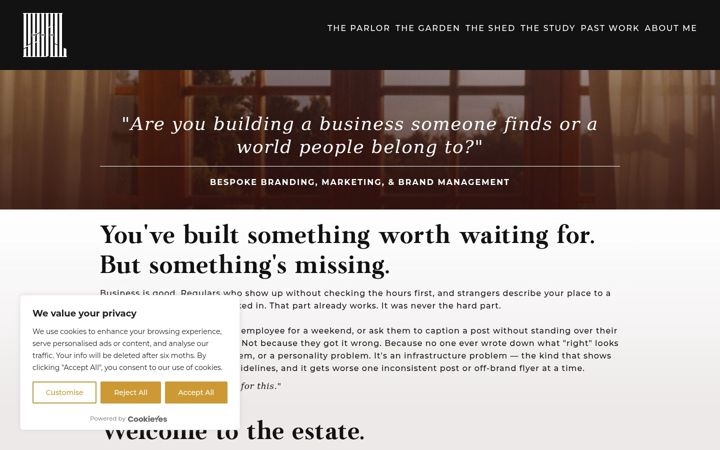 Screenshot of iamvikiskull.com
