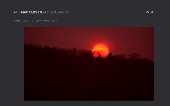 Screenshot of ianmacfadyenphotography.uk
