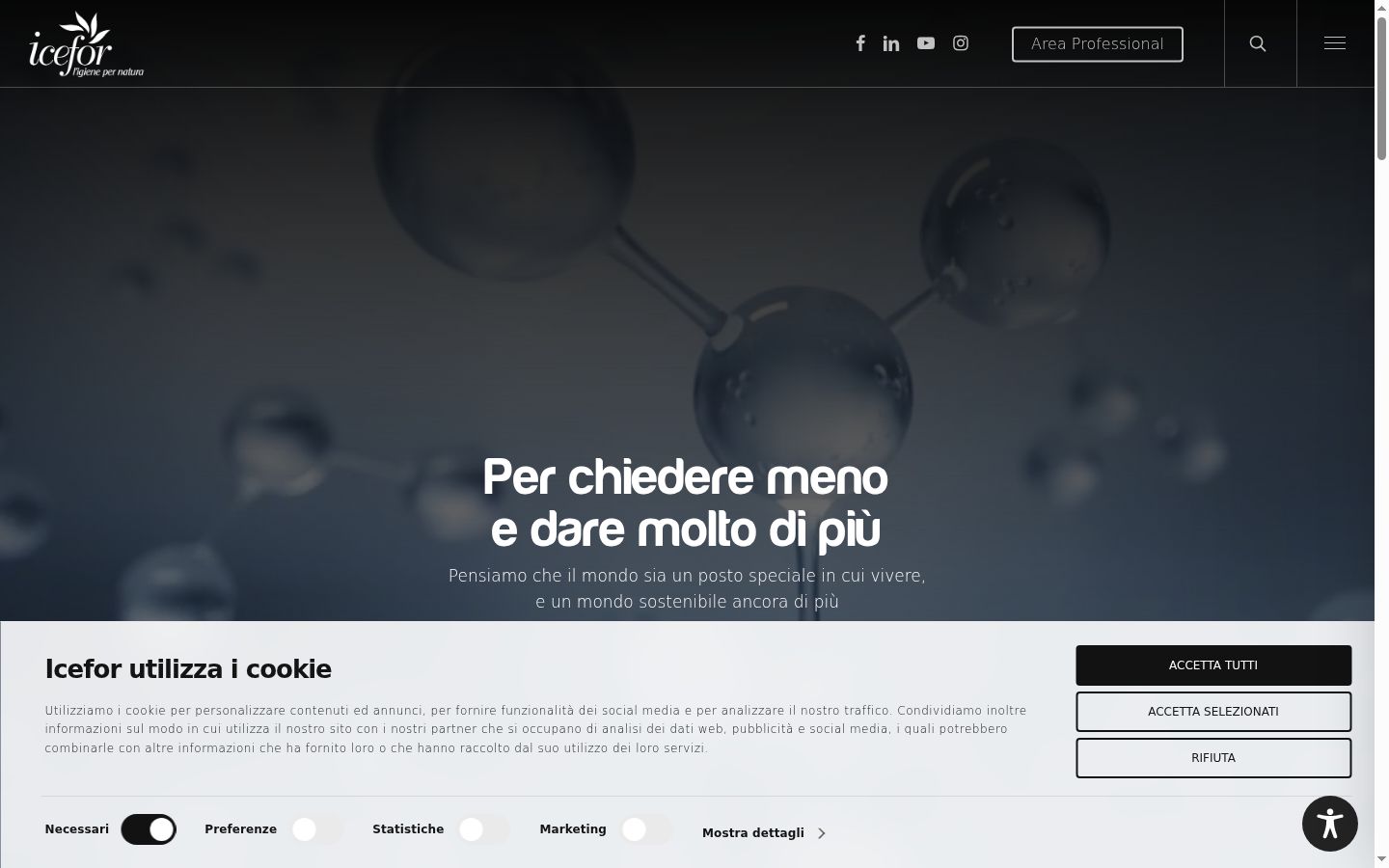 Screenshot del banner di consenso mostrato prima di qualsiasi interazione