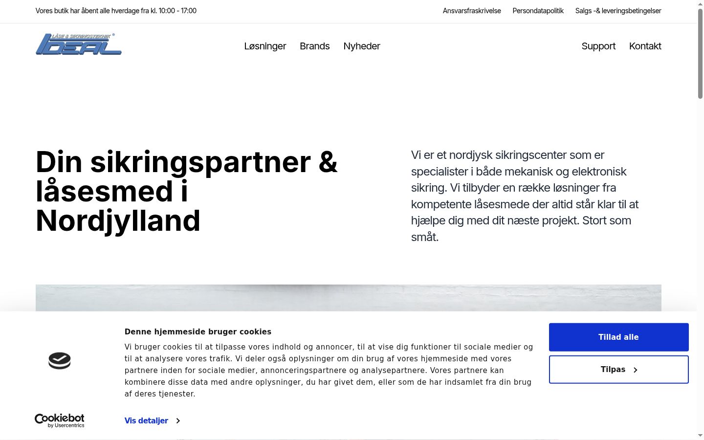 Kuvakaappaus suostumusbannerista, joka näytettiin ennen mitään vuorovaikutusta