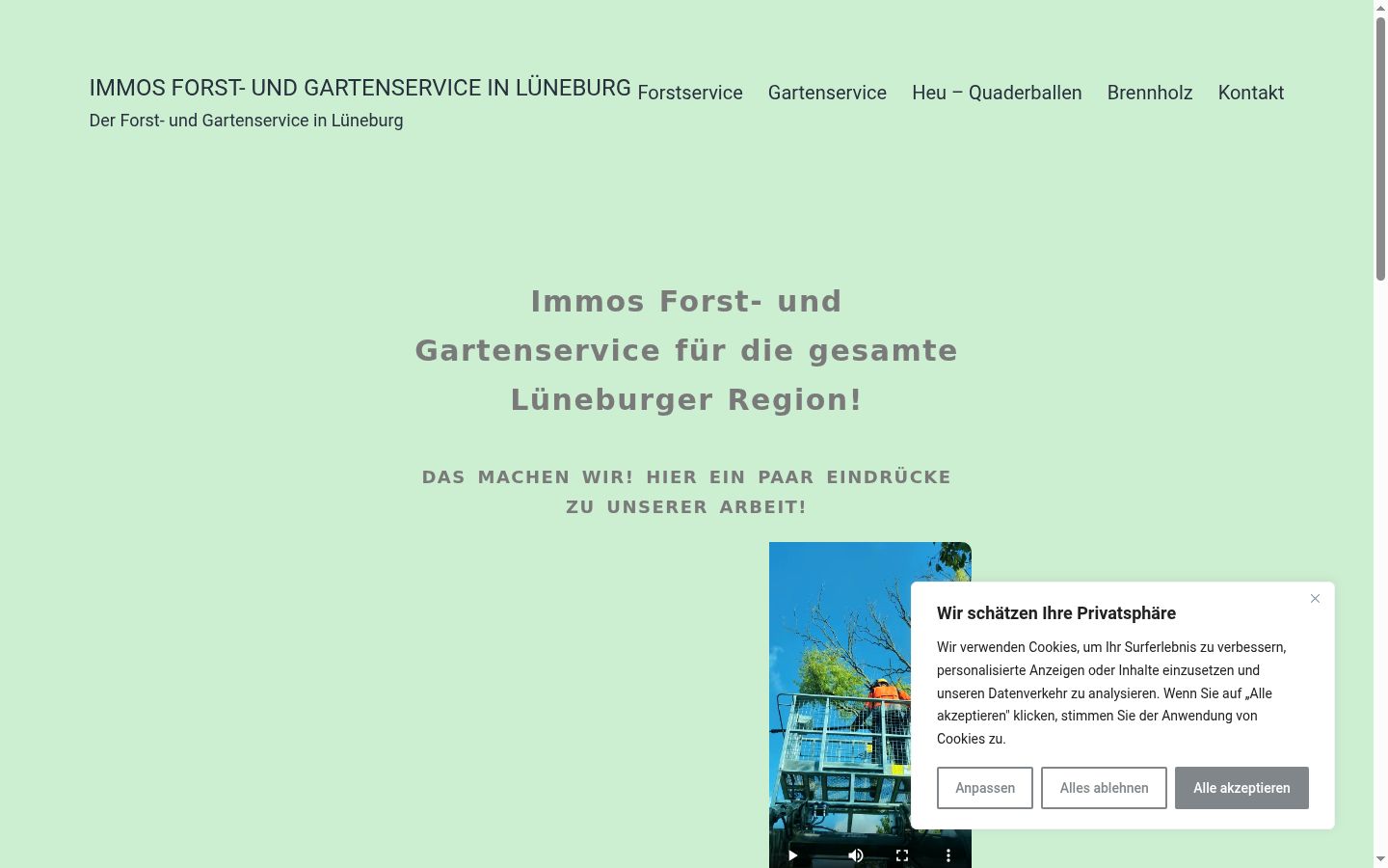 Screenshot of the consent banner shown before any interaction