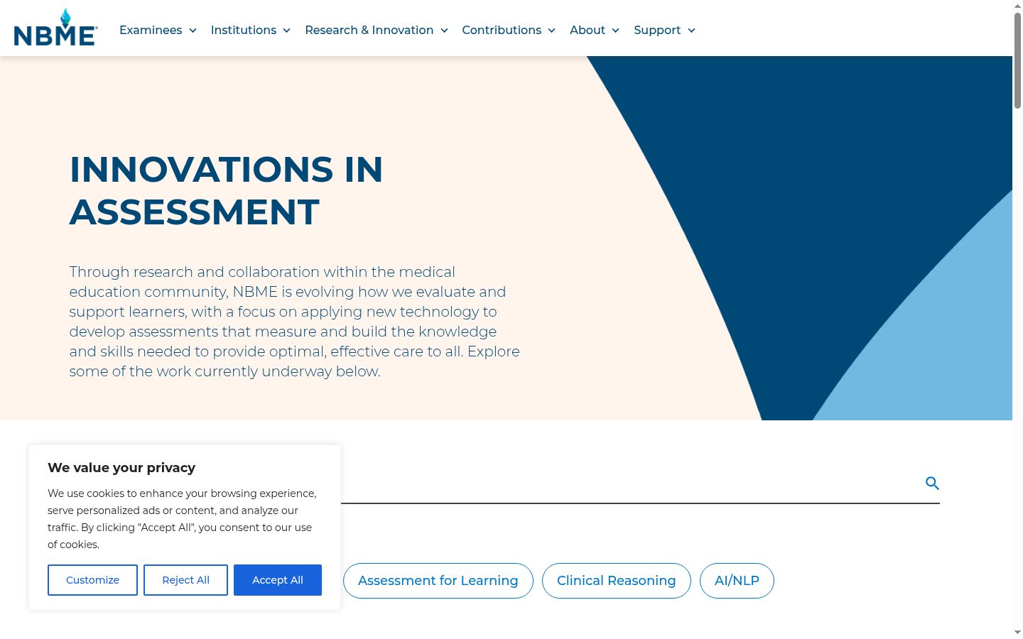 Captura de ecrã do banner de consentimento apresentado antes de qualquer interação