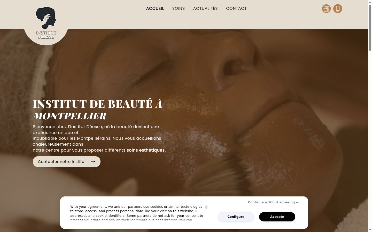 Screenshot of the consent banner shown before any interaction