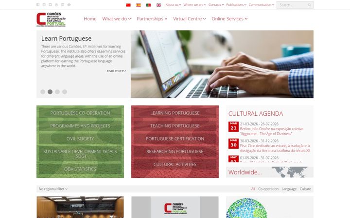Screenshot of instituto-camoes.pt