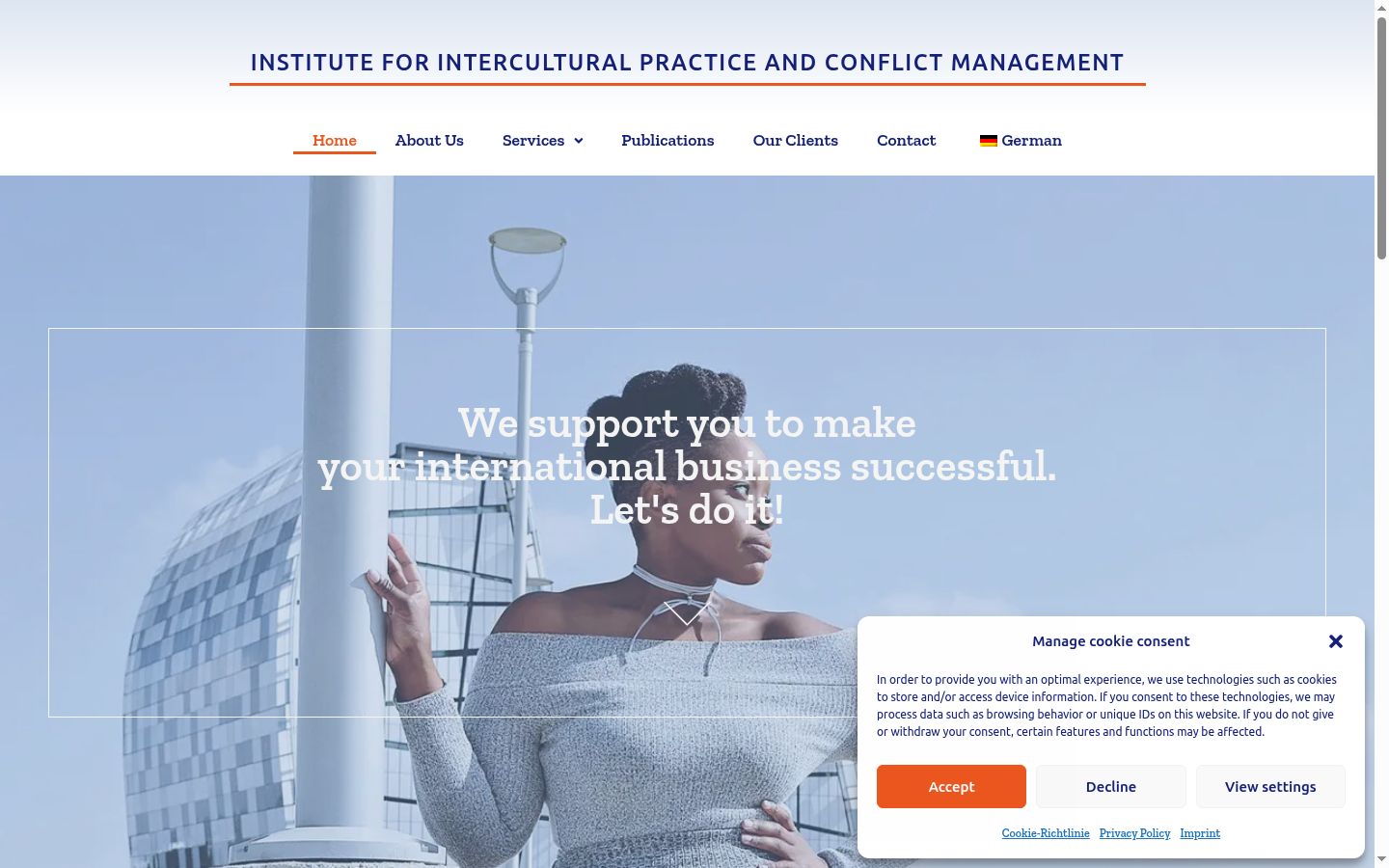 Screenshot of the consent banner shown before any interaction