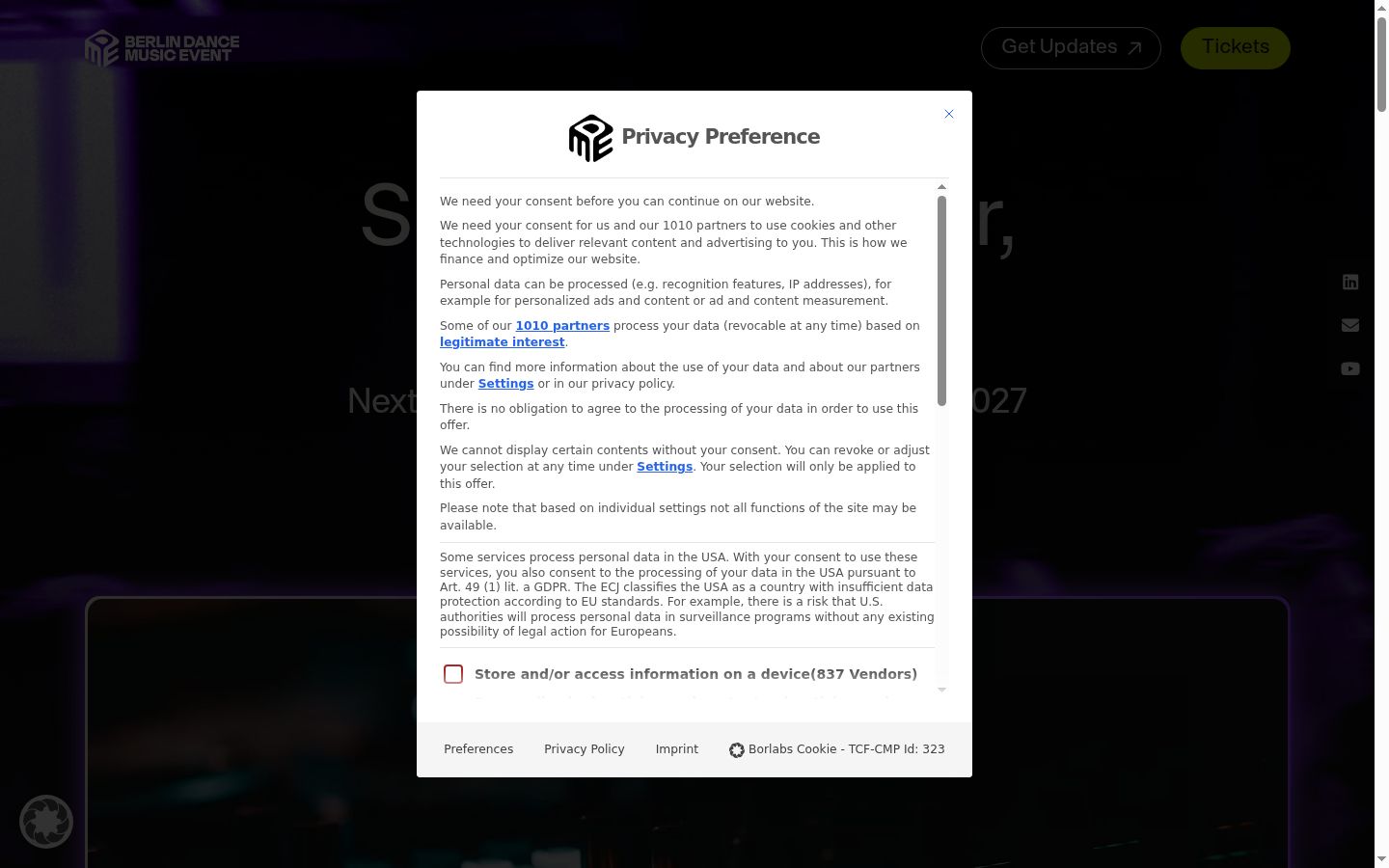 Screenshot del banner di consenso mostrato prima di qualsiasi interazione